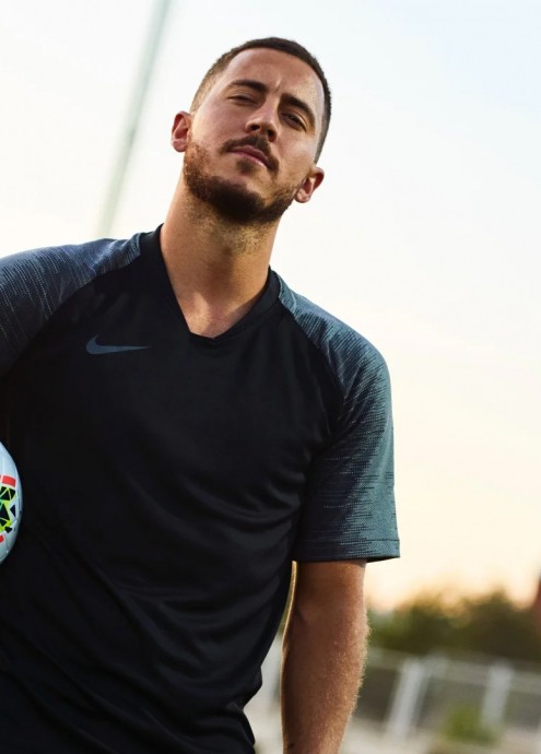 Onbevreesd terras Bel terug Nike Sportkleding, Bedrijfskleding & Sportshirts Bedrukken 2021